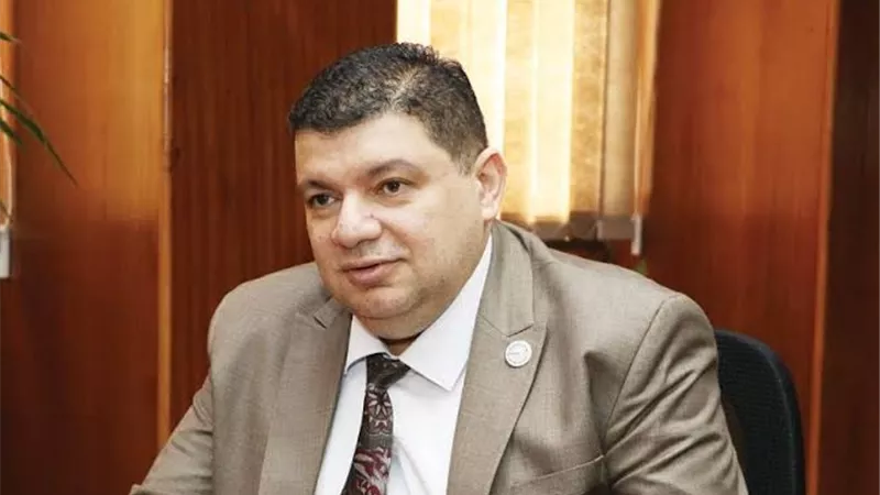 بعد تعرضه لوعكة صحية..