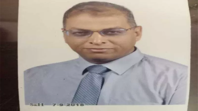 الحج يهنئ رئيس الشئون التجارية بـ«جنوب القاهرة للكهرباء» لإلتحاق نجله بالكلية الفنية العسكرية