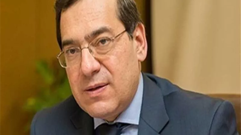 محافظ الوادي الجديد يستقبل وزير البترول لتفقد مشروع  ابو طرطور