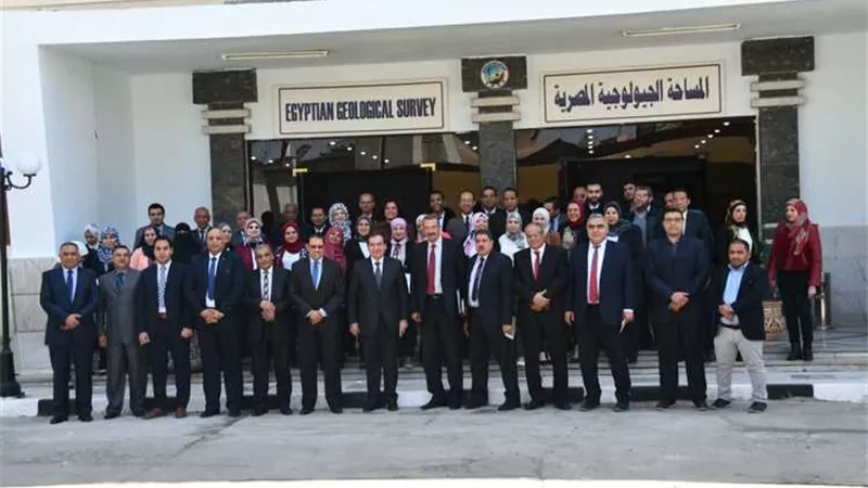 وزير البترول يعلن البدء في برنامج تنمية وتطوير القدرات البشرية بقطاع الثروة المعدنية