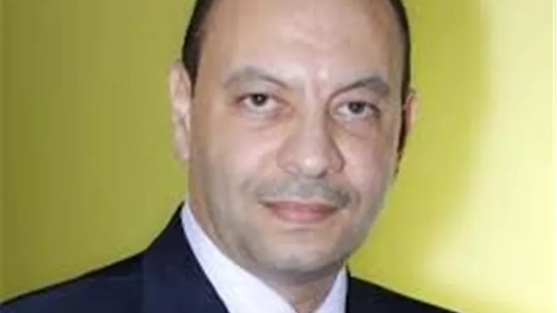 رئيس وقيادات 