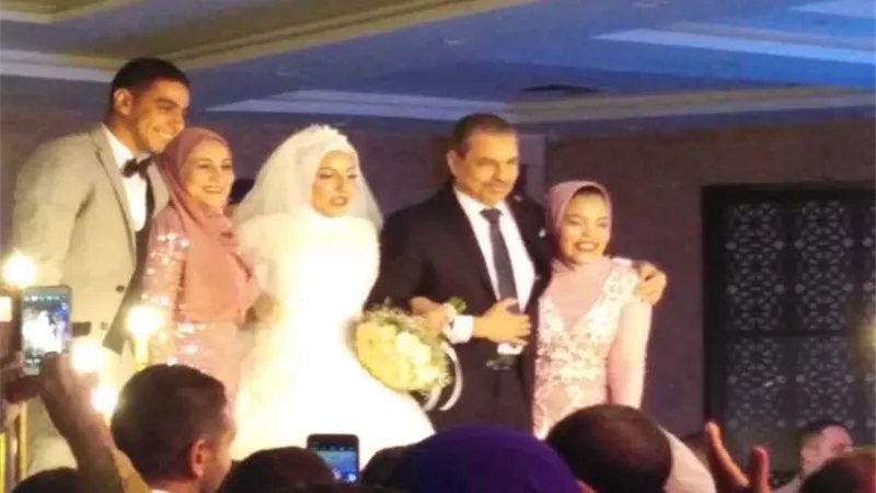 بحضور خلف والدستاوى..رئيس مصر الوسطى للكهرباء يحتفل بزفاف نجلته