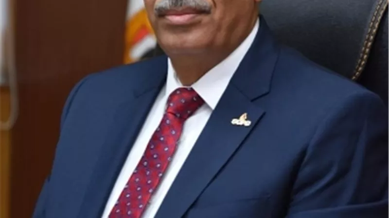 رئيس وقيادات