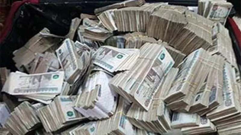 تفاصيل ضبط موظف بكهرباء جنوب القاهرة لاختلاسه أكثر من مليون جنيه