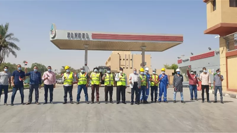 بالصور.. العاملون بـ«النيل للبترول» يشاركون بقوة في ثاني أيام إنتخابات مجلس الشيوخ