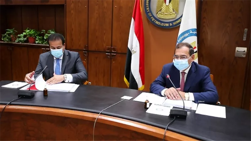 الملا وعبدالغفار يرأسا اجتماعًا لمجلس إدارة معهد بحوث البترول