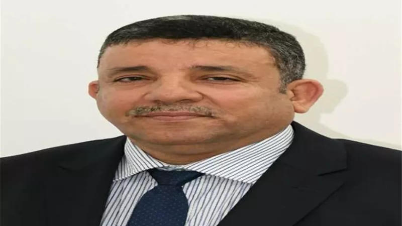 رئيس 
