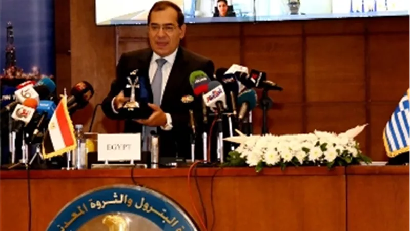 بدء فعاليات المؤتمر الصحفي لوزير البترول على هامش  منتدى غاز شرق المتوسط بالقاهرة