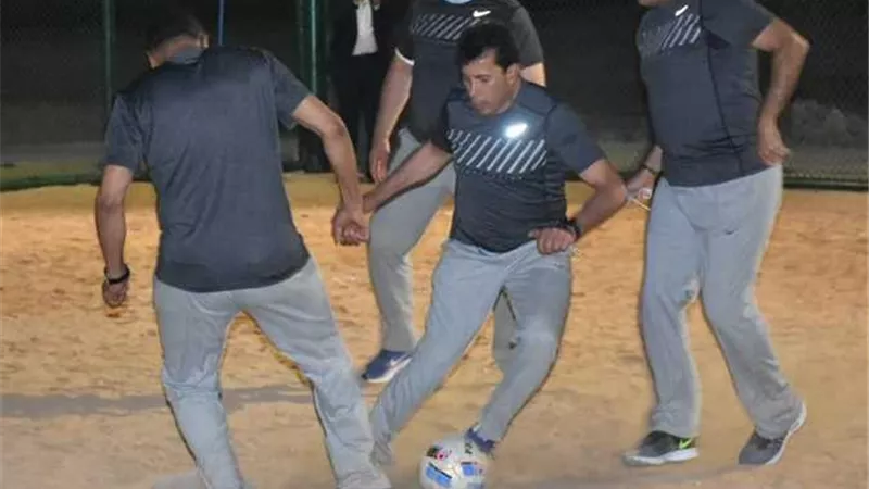 فريق رئيس الوزراء يفوز بثلاثية نظيفة في مباراة العلمين.. ومدبولي يحرز هدفين