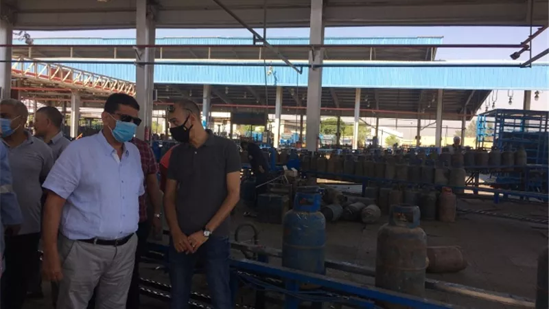رئيس بوتاجاسكو يزور مستودعات سوهاج وقنا