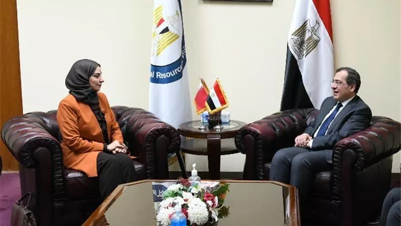 وزير البترول يلتقي سفيرة البحرين لتعزيز سبل التعاون 