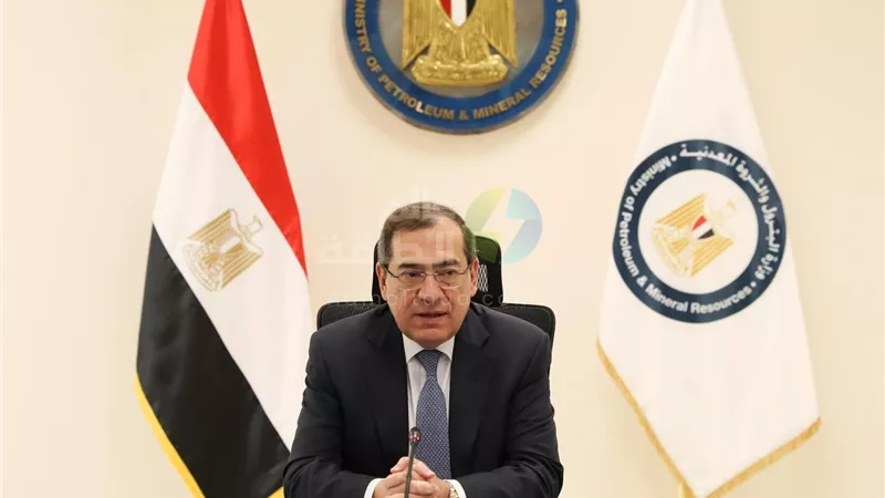 الملا يشيد بتطوير شركة البتروكيماويات المصرية وزيادة الإنتاج إلى 125 ألف طن سنوياً من البولى فينيل كلوريد 