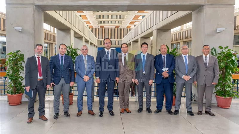 «إنبي» تناقش التعاون مع مركز بحوث الشرق الأوسط والدراسات المستقبلية بجامعة عين شمس