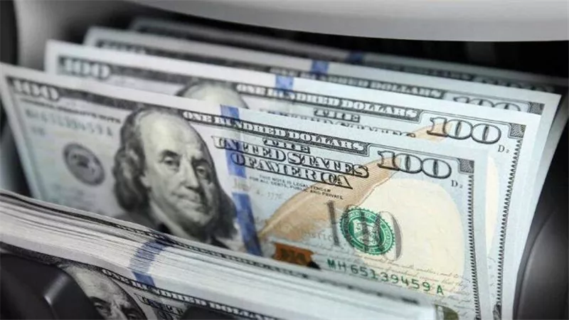 سعر الدولار اليوم 4 مايو 2024 في البنوك والسوق السوداء 