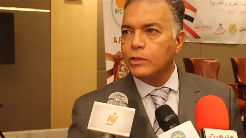 وفاة وزير النقل الأسبق هشام عرفات