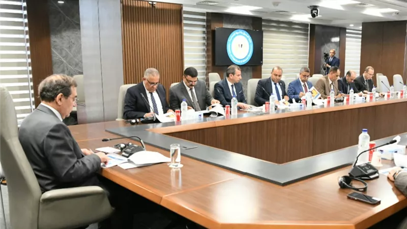 وزير البترول يشهد عقد الجمعية التأسيسية لشركة مناجم ذهب أبومروات 