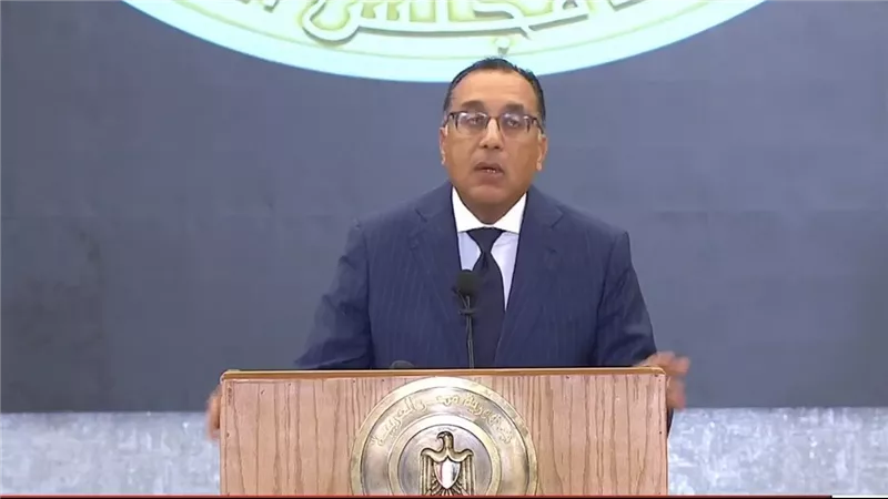 رئيس الوزراء: خروج حقل بدول الجوار عن العمل 12ساعة سبب زيادة انقطاع الكهرباء