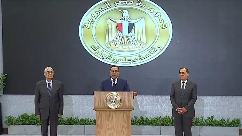 مدبولى: استمرار تخفيف الأحمال 3 ساعات يوميًا حتى الأسبوع الثانى من يوليو