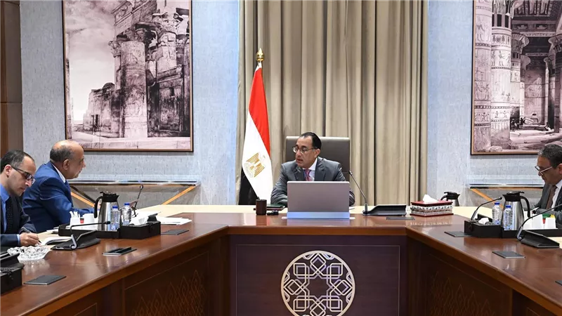 توجيهات جديدة من مدبولي بشأن خطة وقف تخفيف أحمال الكهرباء