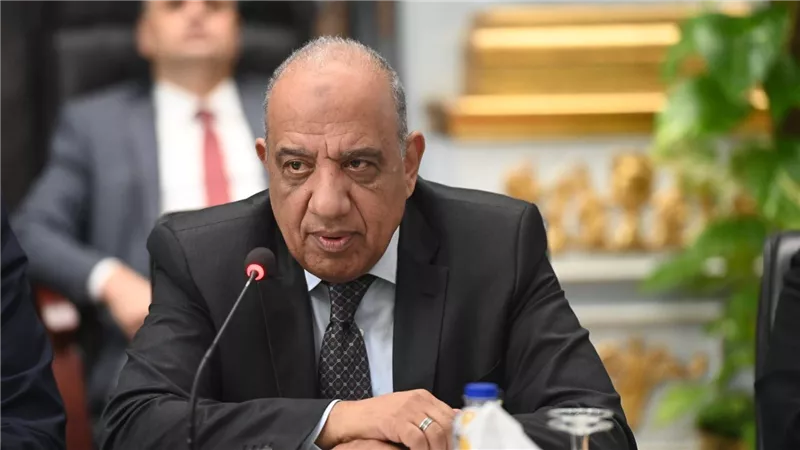 وزير الكهرباء يستعرض خطة تحسين جودة الخدمة أمام اللجنة البرلمانية