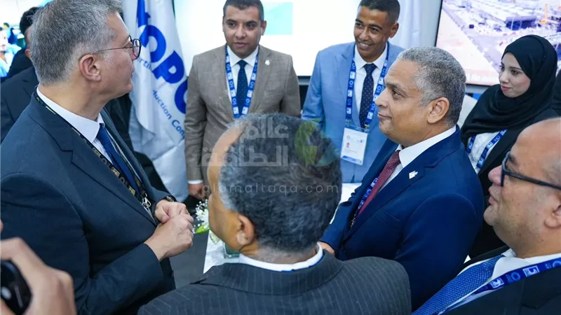 وزير البترول يتفقد جناح «مودرن جاس» في معرض ومؤتمر «أديبك 2024»