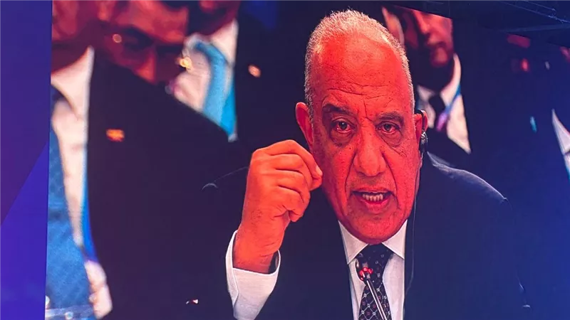 وزير الكهرباء يشارك فى مائدة مستديرة برئاسة 