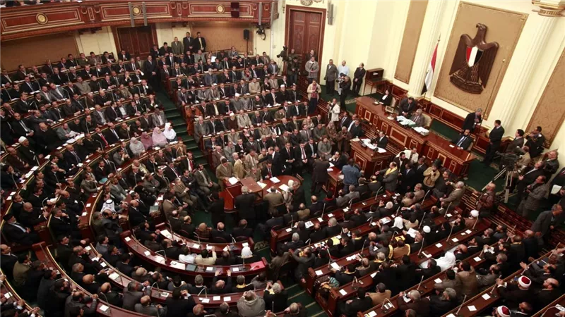 البرلمان يتساءل عن سبب زيادة أسعار توصيل الغاز الطبيعي في إدكو؟