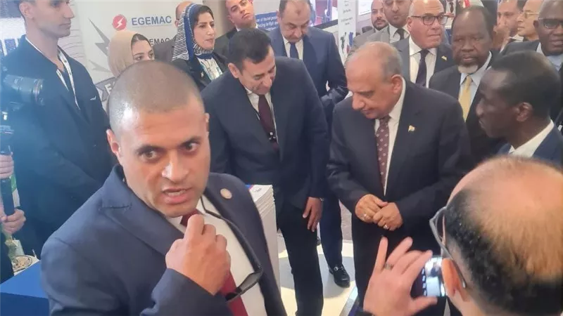 وزير الكهرباء يتفقد جناح «إجيماك»على هامش مؤتمر اتحاد الطاقة الأفريقي