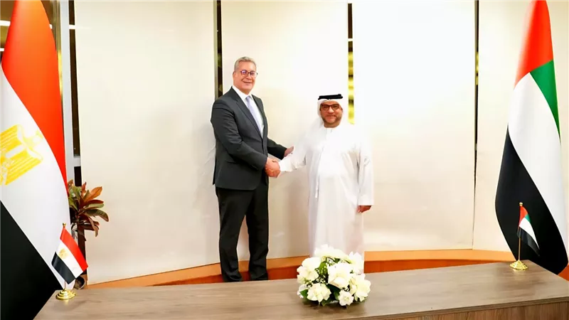 حاكم الفجيرة يستقبل وزير البترول والثروة المعدنية لبحث تعزيز التعاون بين مصر والإمارات