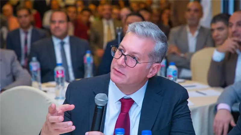 استمرار «كريم بدوى» وزيرًا للبترول والثروة المعدنية في التعديل الوزاري الجديد