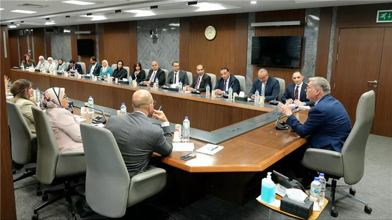 وزير البترول يلتقي مجموعة من كوادر الإدارة المتوسطة والشابة