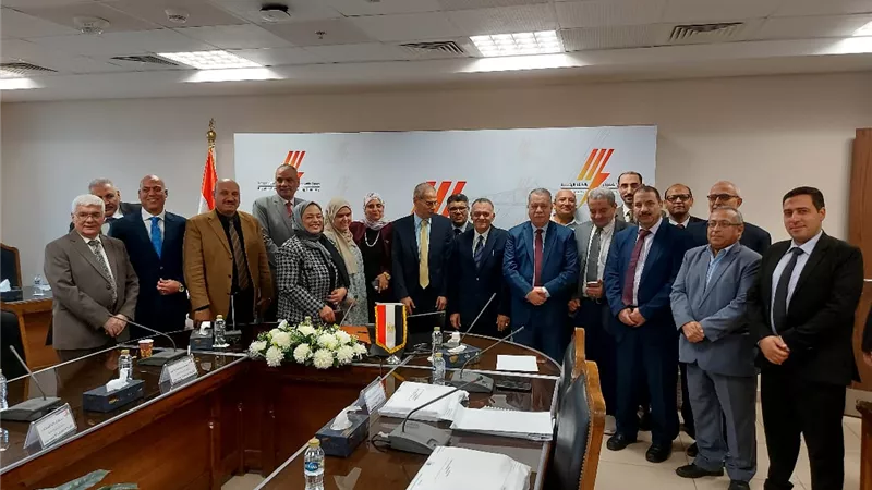 إشادة بالآداء..إنتهاء مناقشة ميزانية ل