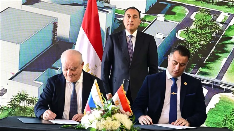 رئيس الوزراء يشهد توقيع أمر شراء الوقود النووي لمحطة الضبعة النووية واتفاقية البرنامج الشامل للتعاون مع شركة 