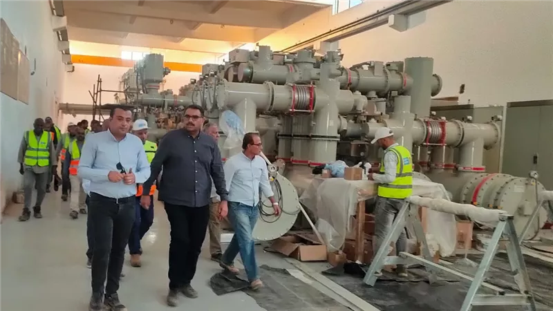 «صفائى» يواصل جولاته التفقدية بزيارة مشروعات منطقة كهرباء مصر العليا