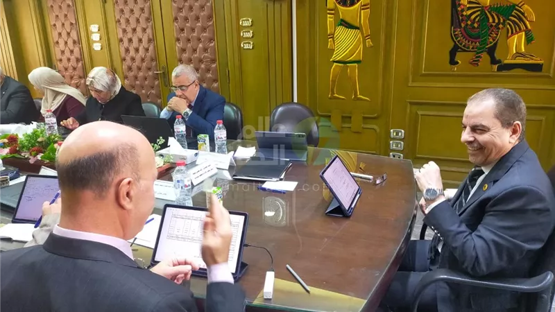 خاص.. حركة ترقيات للقيادات العلياب«مصر الوسطى»للكهرباء