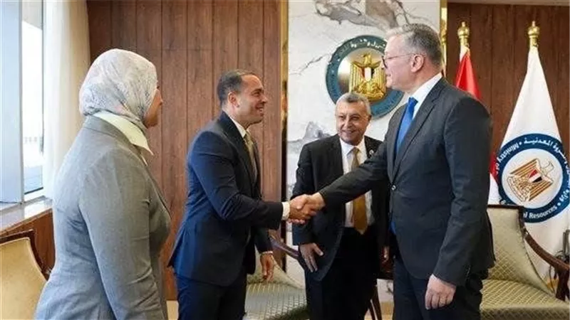 وزير البترول يستقبل هيئة مكتب لجنة الطاقة بـمجلس الشيوخ