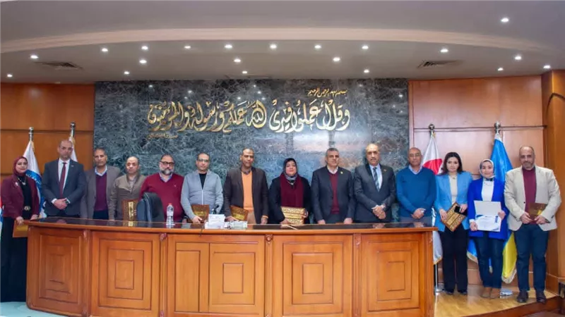 أموك تكرّم المتميزين علميًا دعمًا للبحث العلمي والاستثمار في العنصر البشري