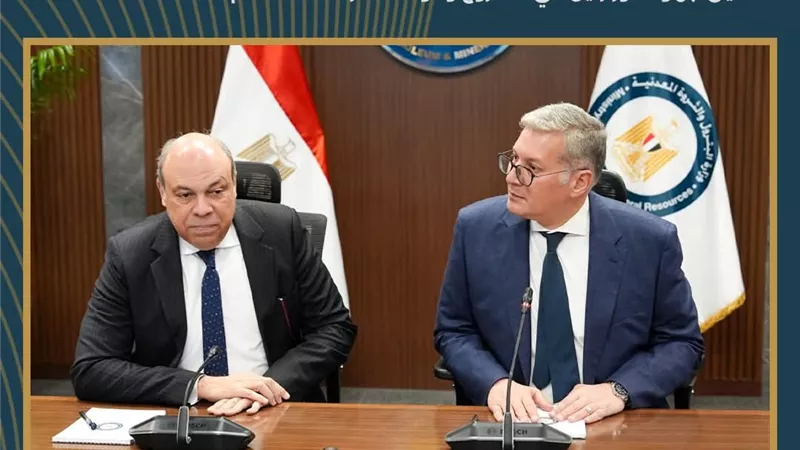 اجتماع تنسيقي مشترك بين وزيرى البترول والطيران