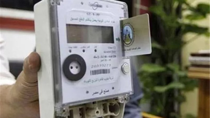 كيف كسب فني كهرباء ٧٣ مليون جنيه من الفساد بشركة توزيع كبرى؟