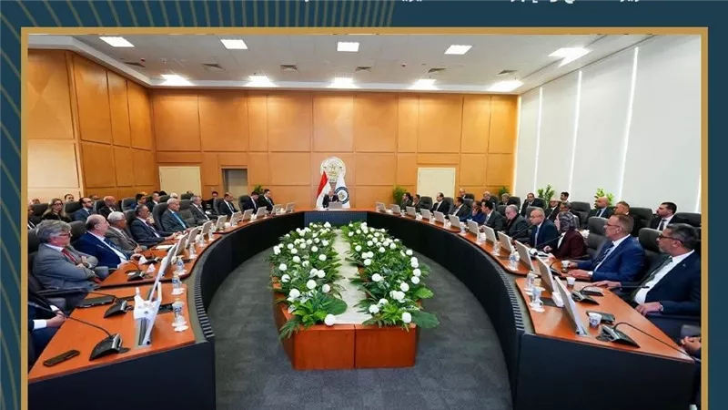 وزير البترول يناقش مع الشركات العالمية خطة تعزيز الانتاج والإجراءات التحفيزية للاستثمار