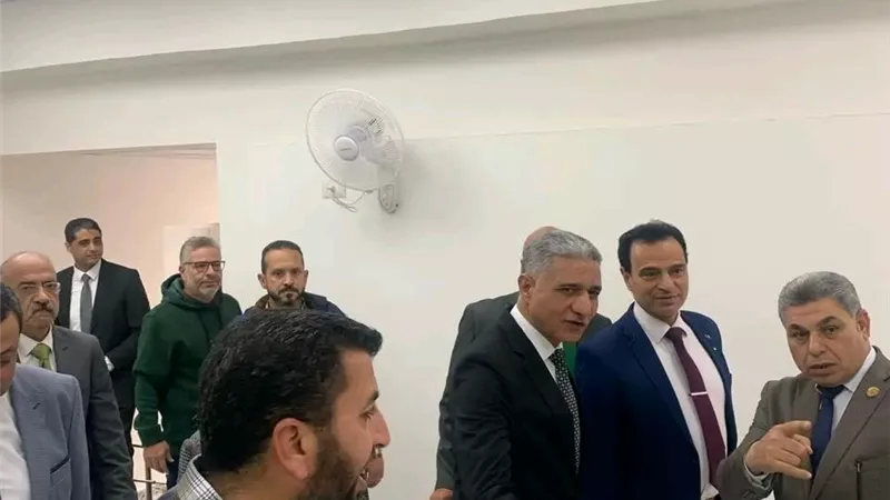 لتحقيق جودة الخدمات..رئيس وقيادات«البحيرة للكهرباء»يتفقدون أعمال تطوير العيادات الطبية بديوان الشركة  