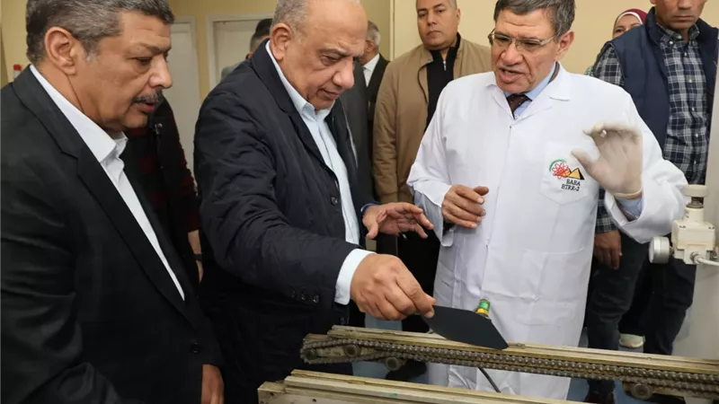 وزير الكهرباء يتفقد هيئة الطاقة الذرية بمنطقة أنشاص ويتابع مستجدات تنفيذ خطة التطوير