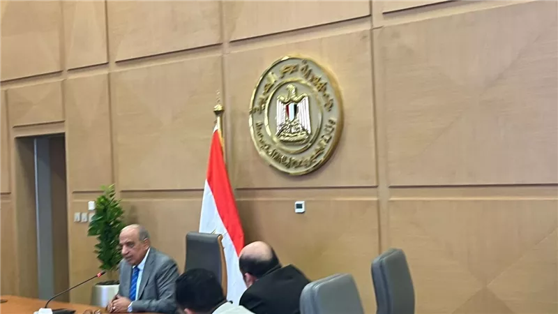 وزير الكهرباء: شركة الخدمات الطبية كيان مستقل سيتبع الوزارة مباشرة.. وتطوير شامل خلال المرحلة المقبلة