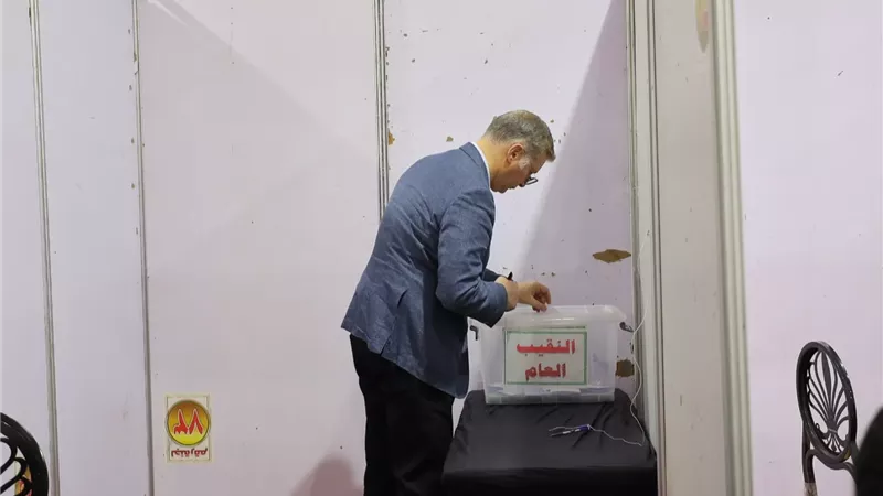 وزير البترول يدلى بصوته فى جولة إعادة انتخابات نقيب المهندسين.. صور