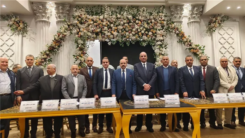 «الانتماء للكهرباء» يناقش تعظيم المزايا التأمينية وتحسين الخدمات للعاملين