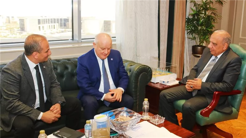 وزير الكهرباء يجتمع بالنائب الأول لمدير عام المؤسسة الحكومية الروسية للطاقة الذرية 