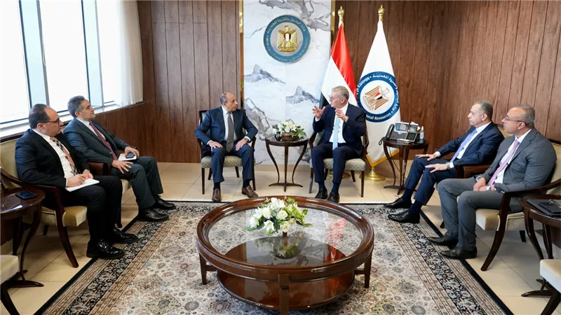 وزير البترول يلتقي رئيس لجنة الدفاع والأمن القومي بمجلس النواب