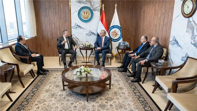 وزير البترول يلتقي رئيس اللجنة الاقتصادية بمجلس النواب