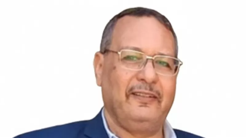 تسليم وتسلم٠٠ حركة ترقية لعدد من القيادات ب