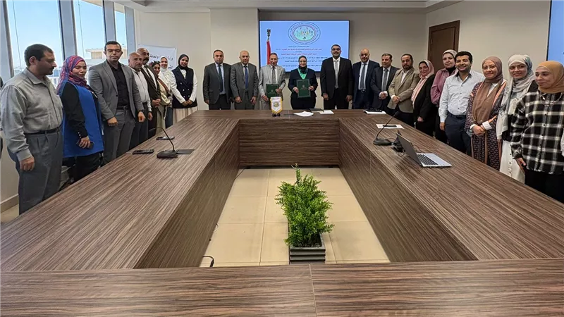 المصرية لنقل الكهرباء توقع عقدًا لتأهيل محطة محولات جرجا وتعزيز كفاءة الشبكة القومية